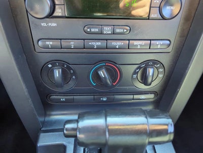 2007 Ford Mustang 2dr Conv Deluxe