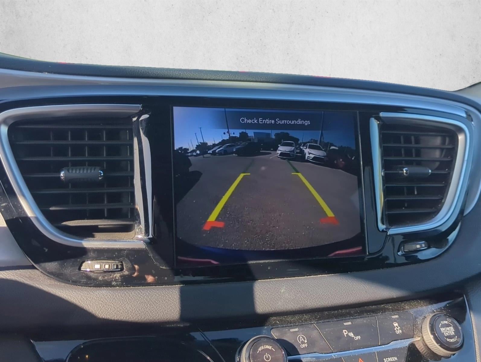 2018 Chrysler Pacifica Touring L FWD