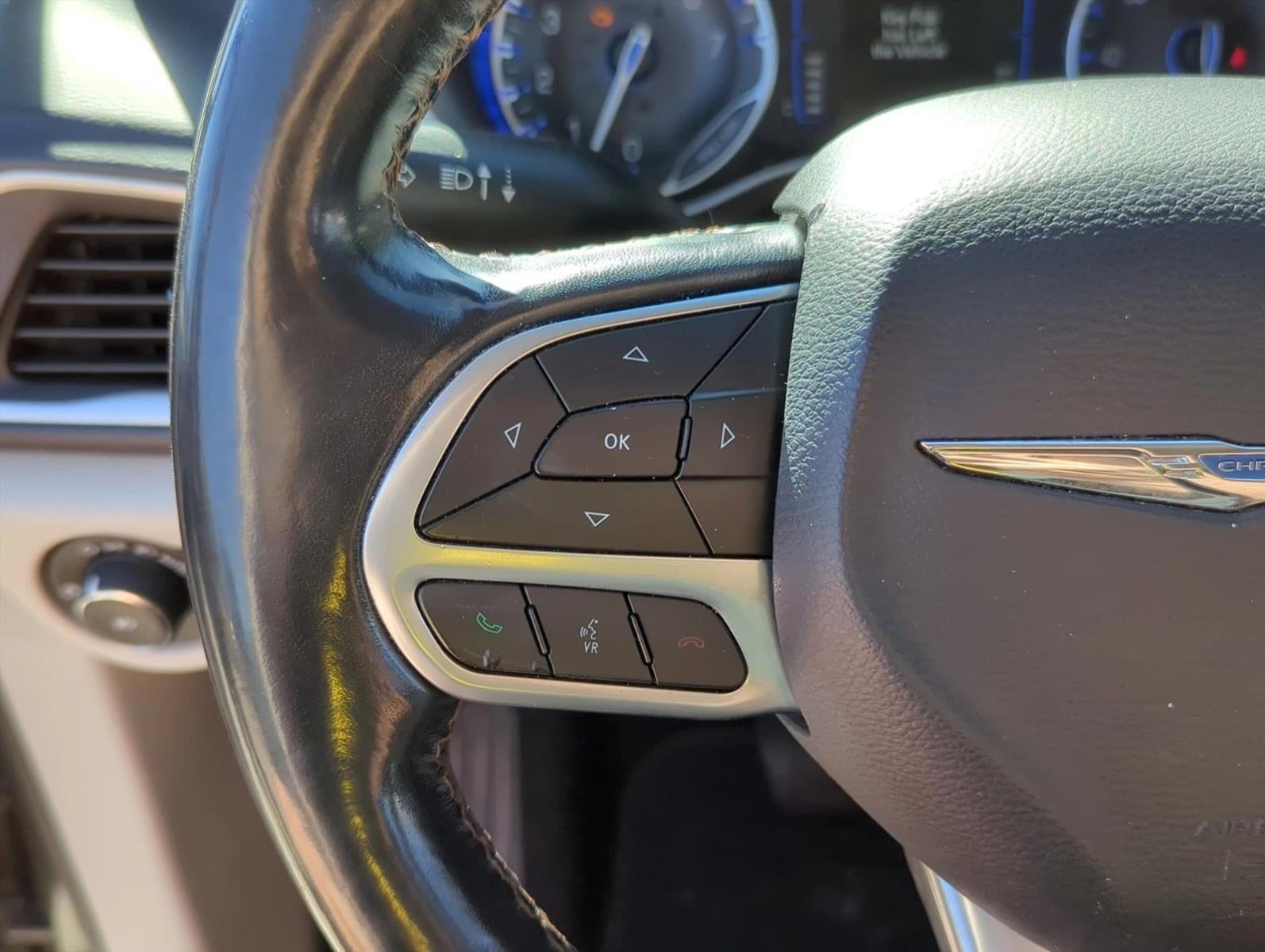 2019 Chrysler Pacifica Touring L FWD