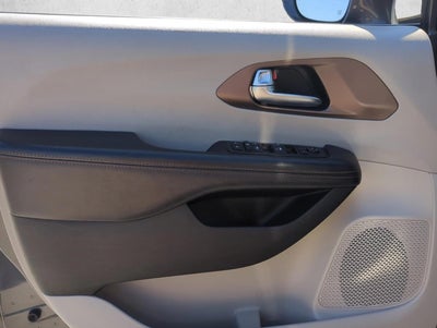 2019 Chrysler Pacifica Touring L FWD