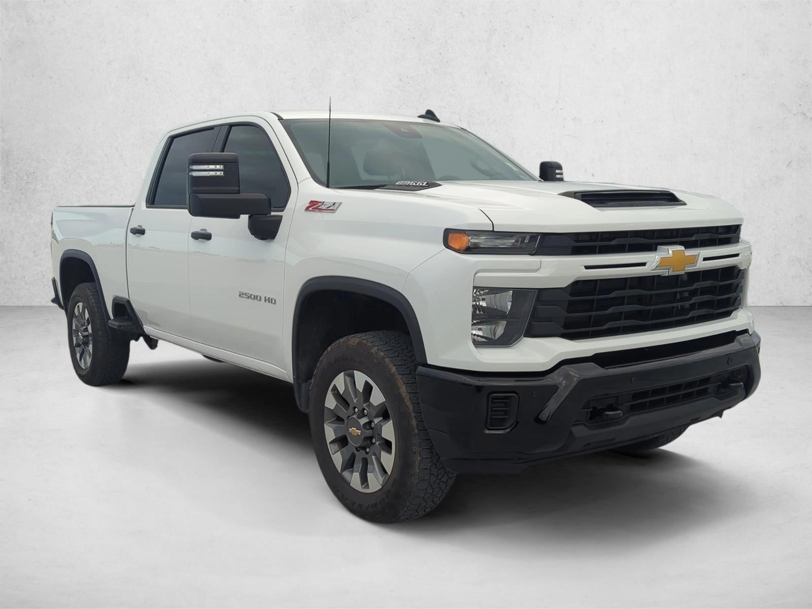 2025 Chevrolet Silverado 2500 HD Crew Cab Standard Box 4-Wheel Drive Custom