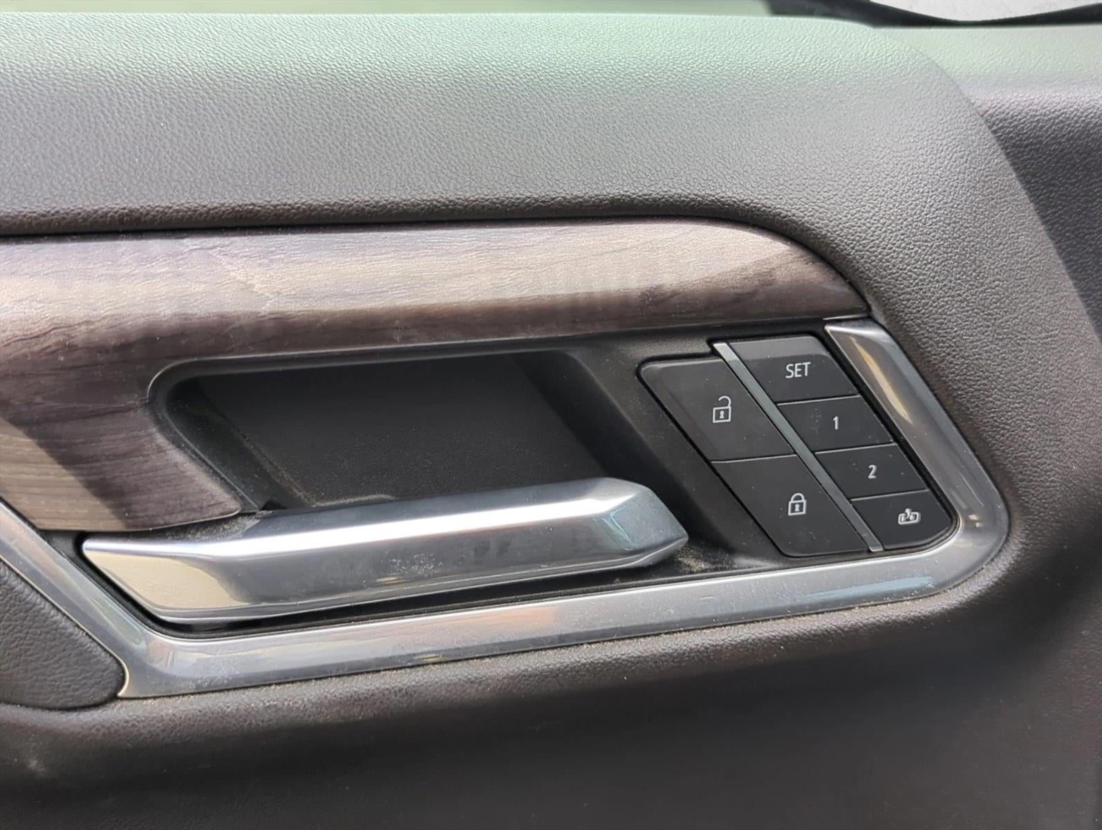 2022 Chevrolet Silverado 1500 Crew Cab Short Box 2-Wheel Drive LTZ