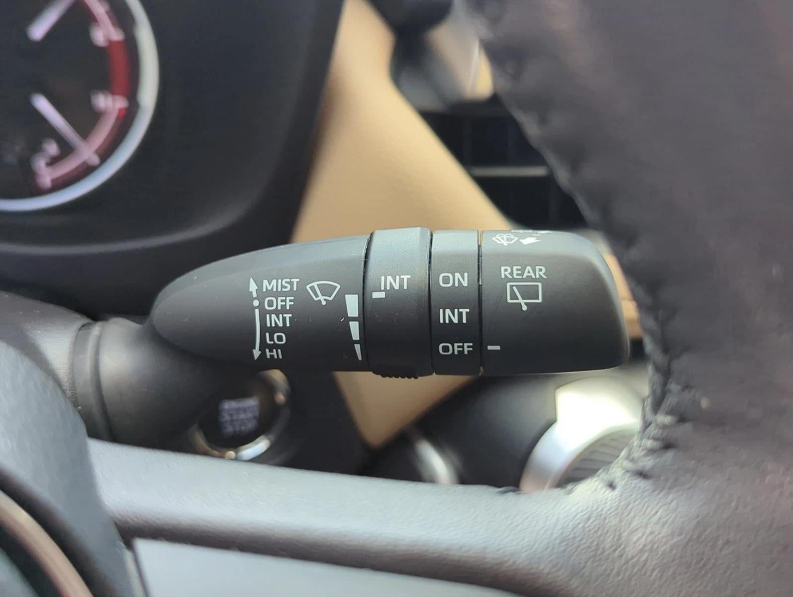 2024 Toyota RAV4 XLE Premium AWD (Natl)