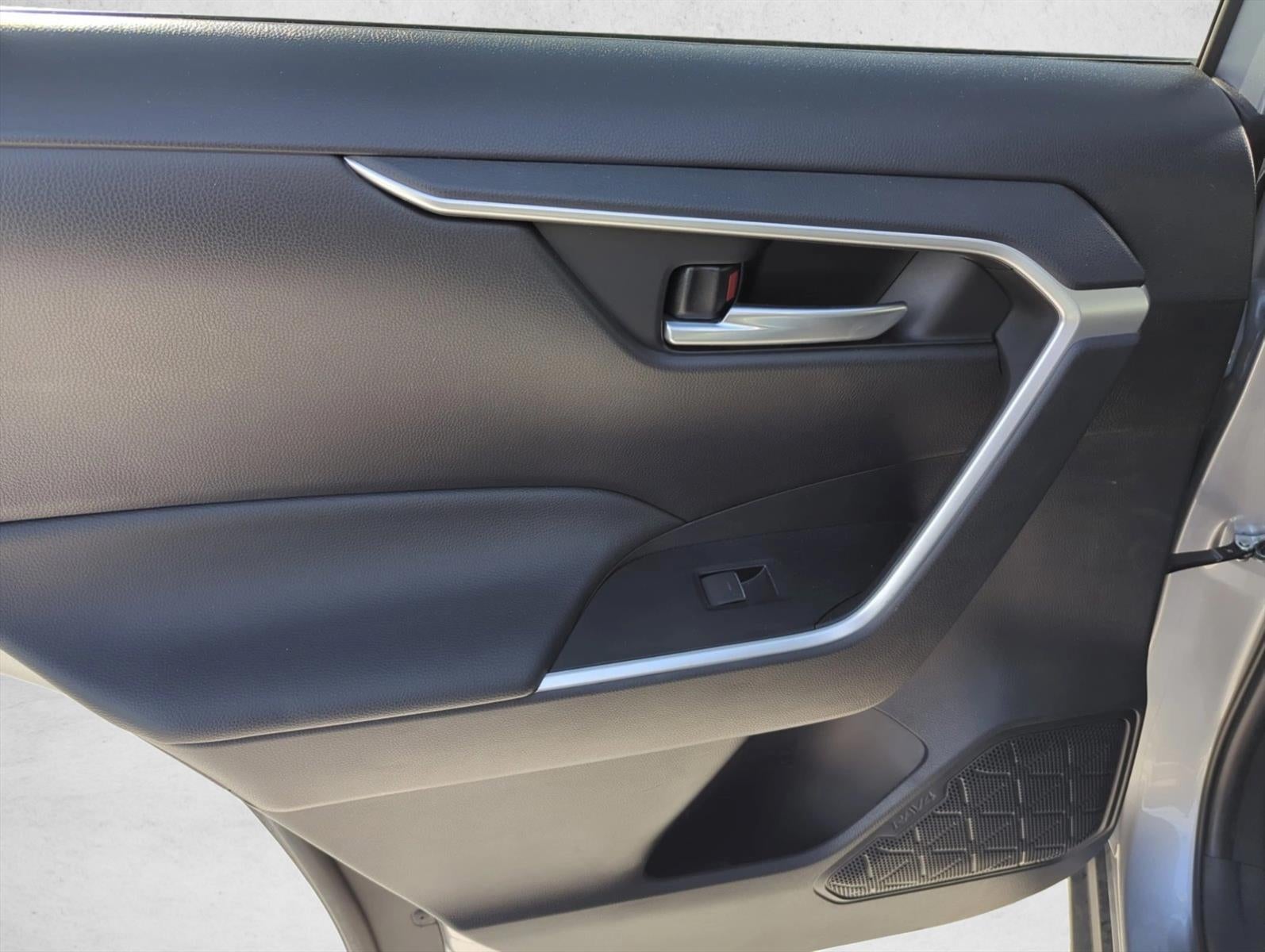 2023 Toyota RAV4 XLE Premium FWD (Natl)