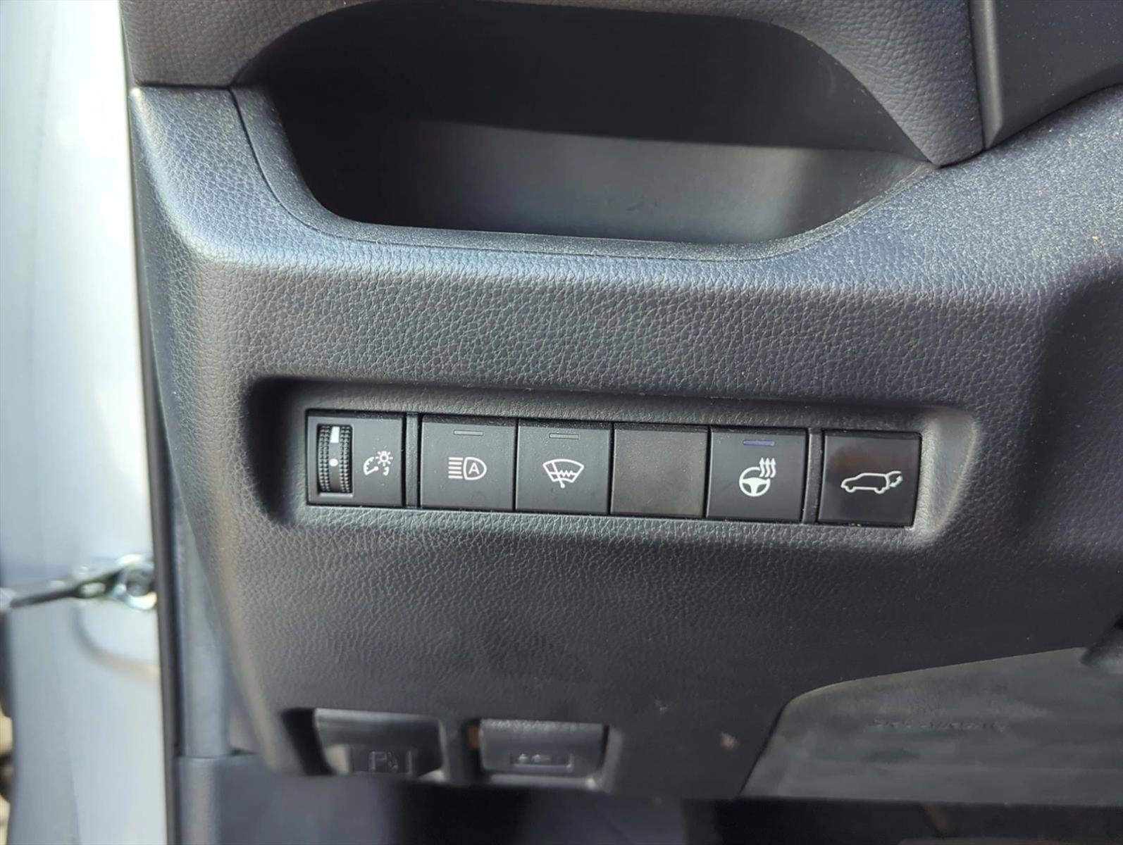 2019 Toyota RAV4 XLE Premium FWD (Natl)