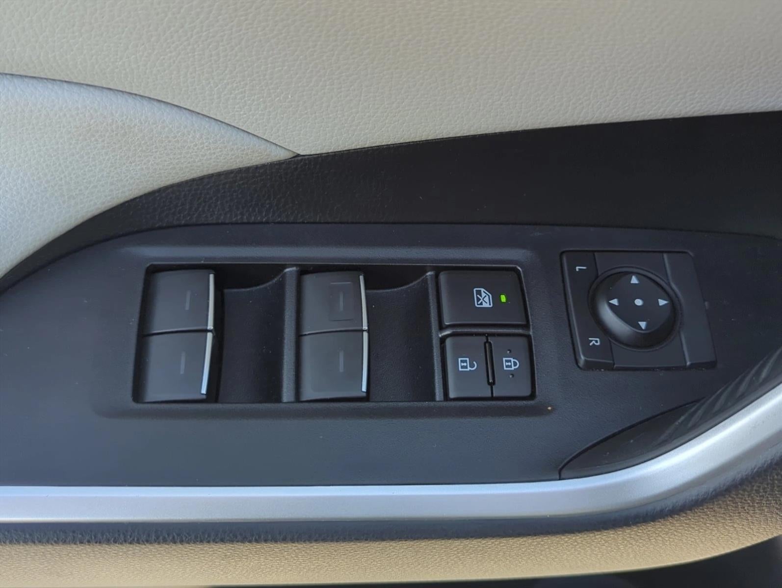 2023 Toyota RAV4 XLE Premium FWD (Natl)