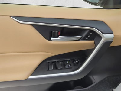2025 Toyota RAV4 XLE Premium FWD (Natl)