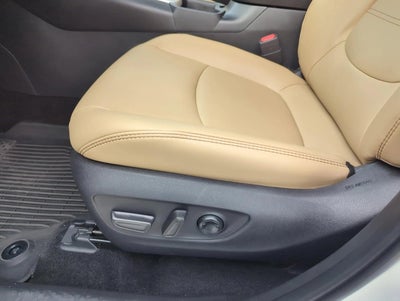 2025 Toyota RAV4 XLE Premium FWD (Natl)