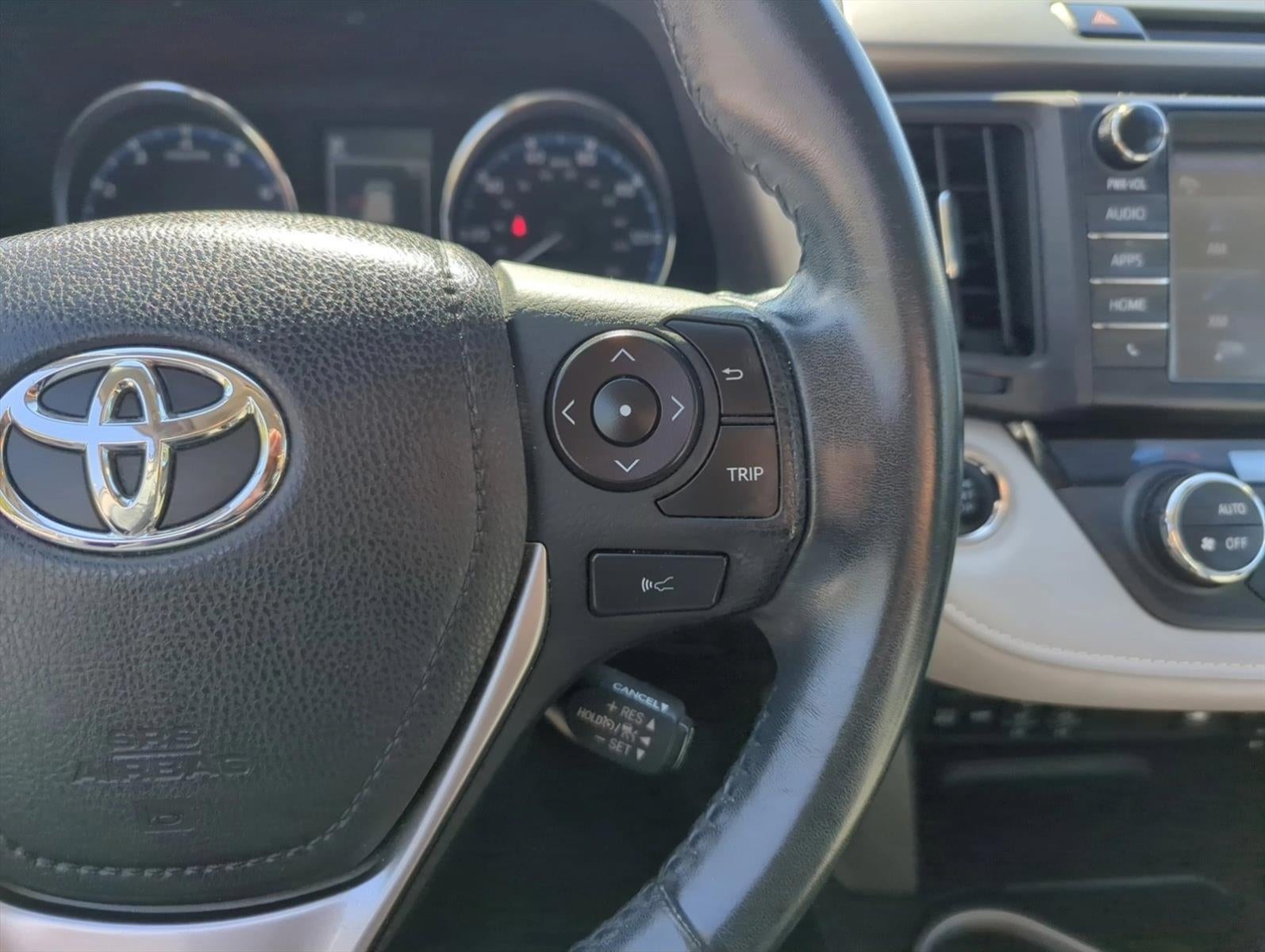 2017 Toyota RAV4 Limited AWD (GS)