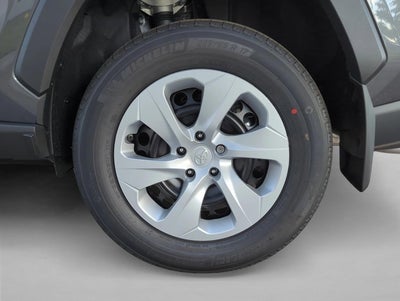 2025 Toyota RAV4 LE FWD (GS)