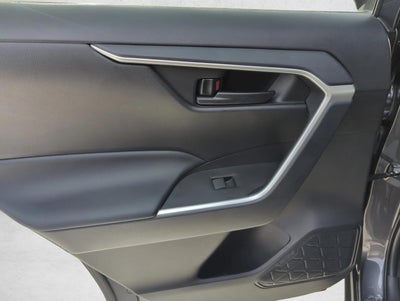 2025 Toyota RAV4 LE FWD (GS)