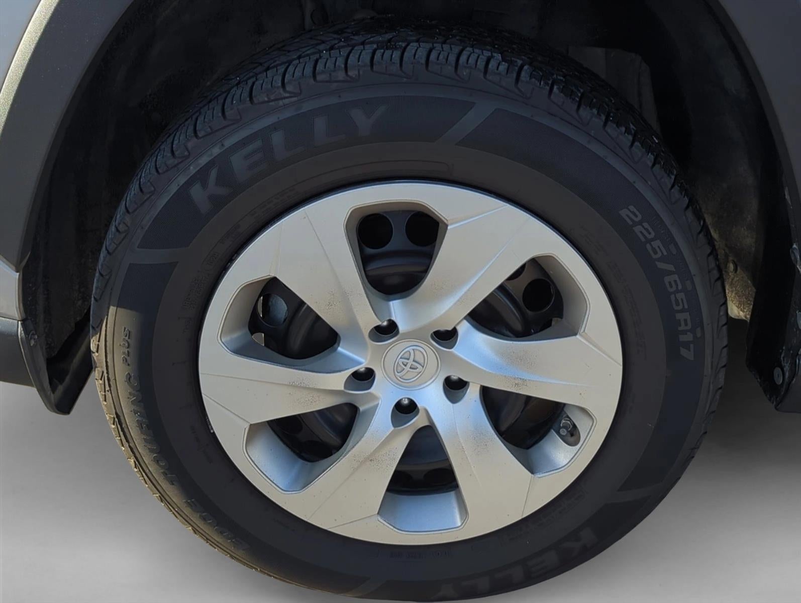 2021 Toyota RAV4 LE FWD (GS)