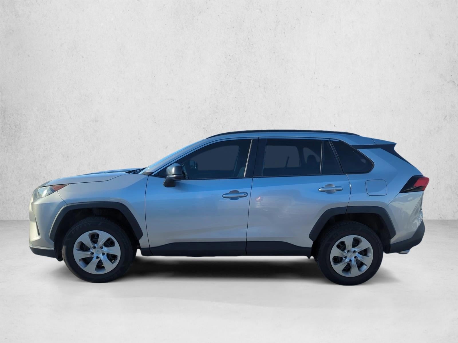 2021 Toyota RAV4 LE FWD (GS)