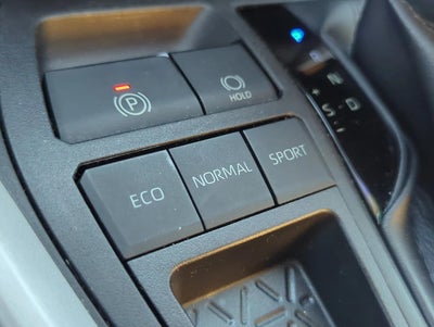 2022 Toyota RAV4 LE FWD (GS)