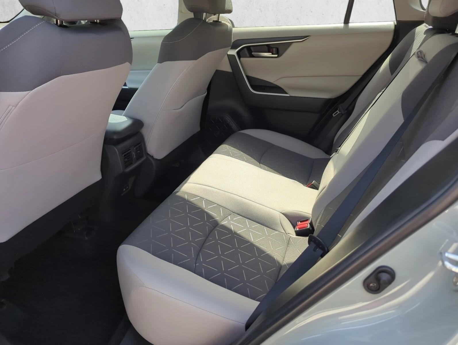 2023 Toyota RAV4 XLE FWD (GS)