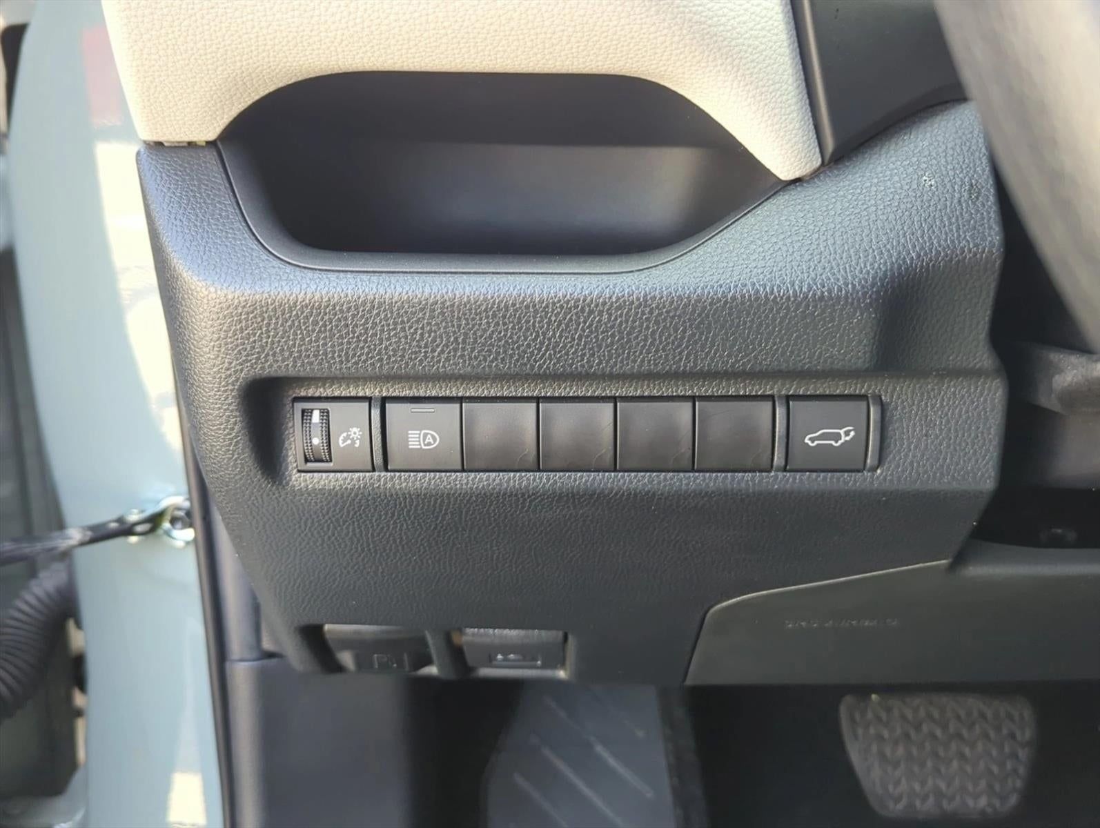 2023 Toyota RAV4 XLE FWD (GS)