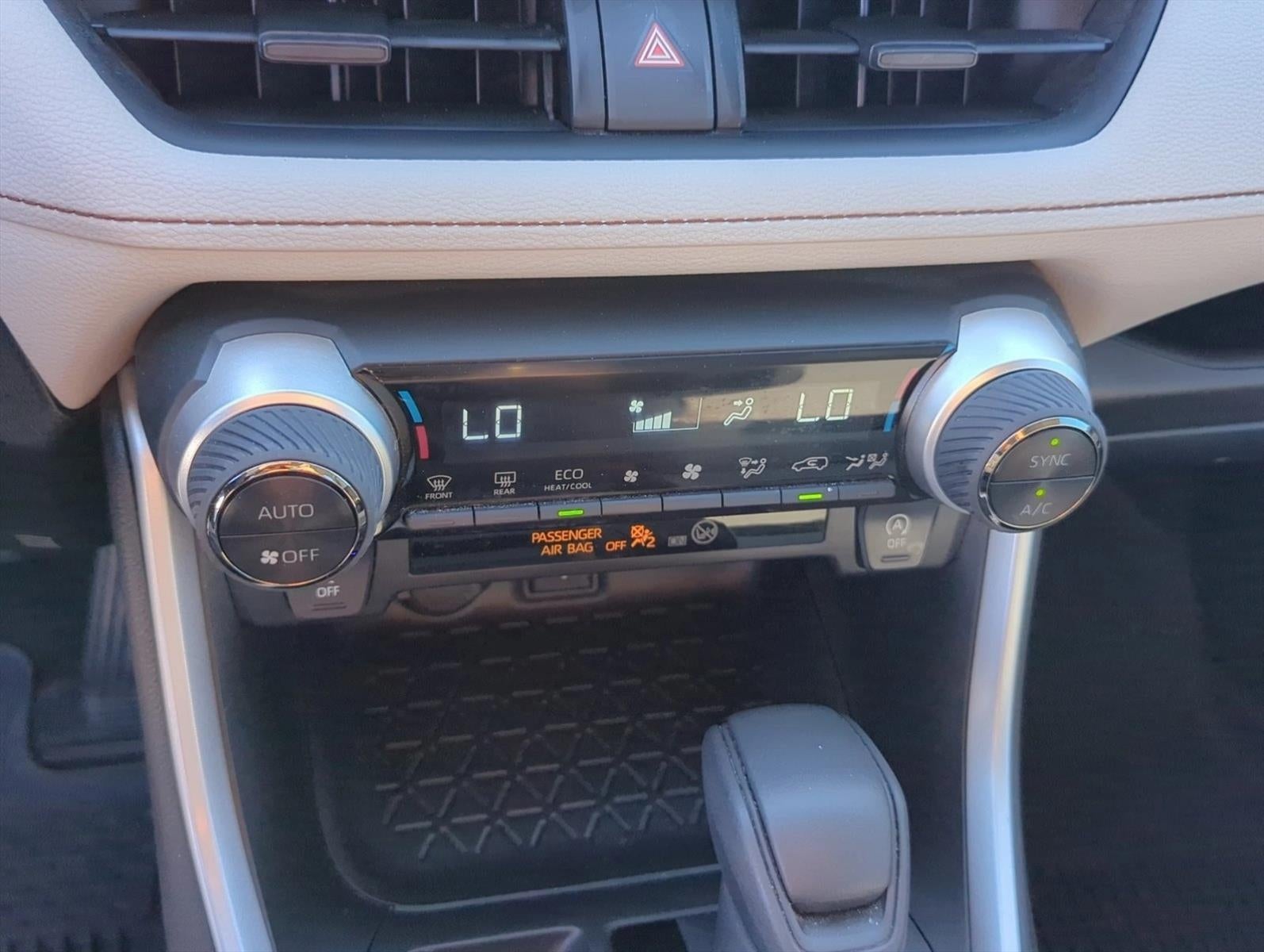 2022 Toyota RAV4 XLE FWD (GS)