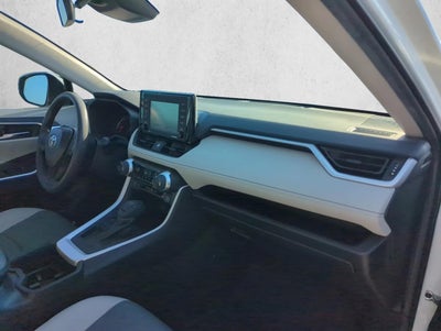 2022 Toyota RAV4 XLE FWD (GS)