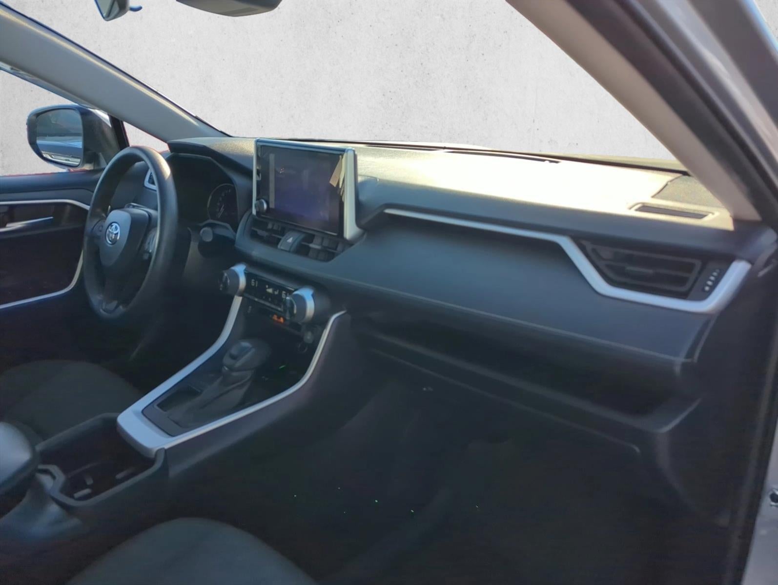 2024 Toyota RAV4 XLE FWD (Natl)