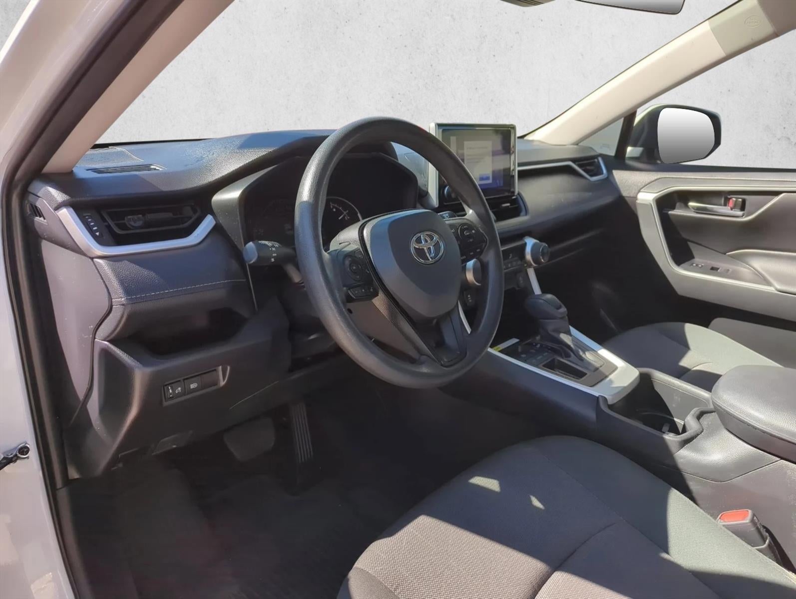 2024 Toyota RAV4 XLE FWD (Natl)