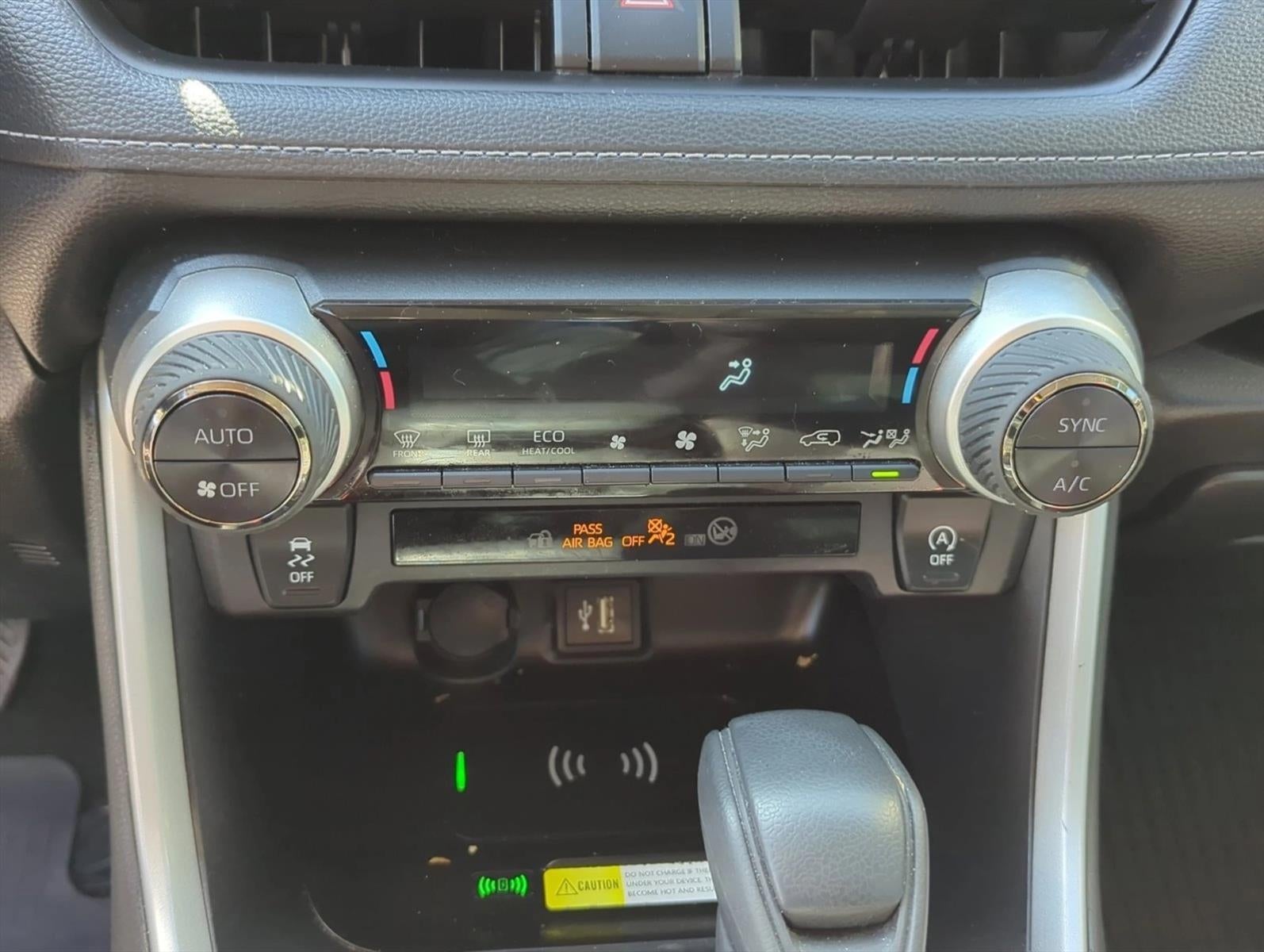 2024 Toyota RAV4 XLE FWD (Natl)