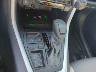 2024 Toyota RAV4 XLE FWD (Natl)