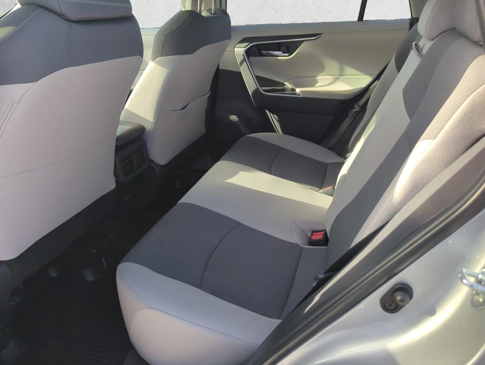 2024 Toyota RAV4 XLE FWD (Natl)