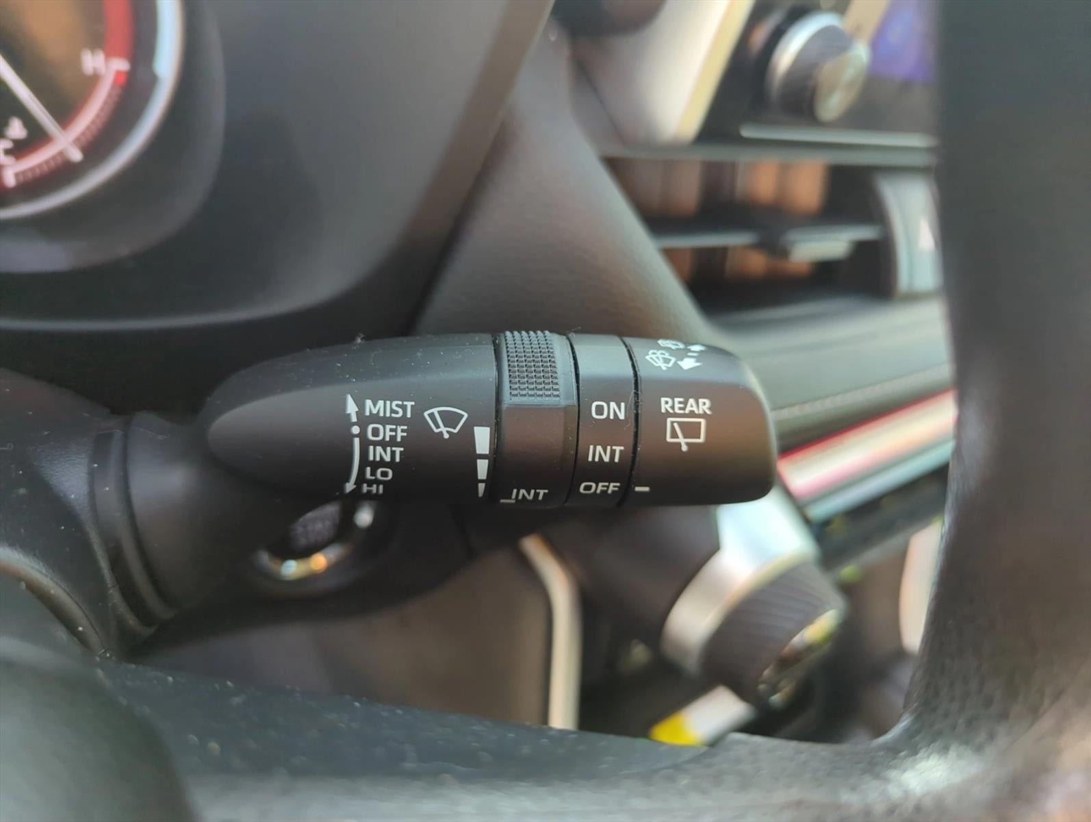 2024 Toyota RAV4 XLE FWD (Natl)