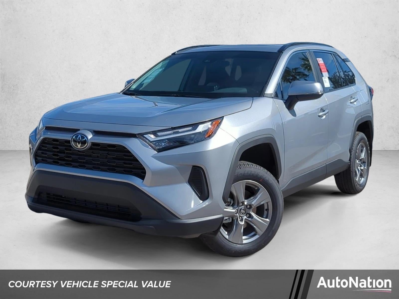 2025 Toyota RAV4 XLE FWD (GS)