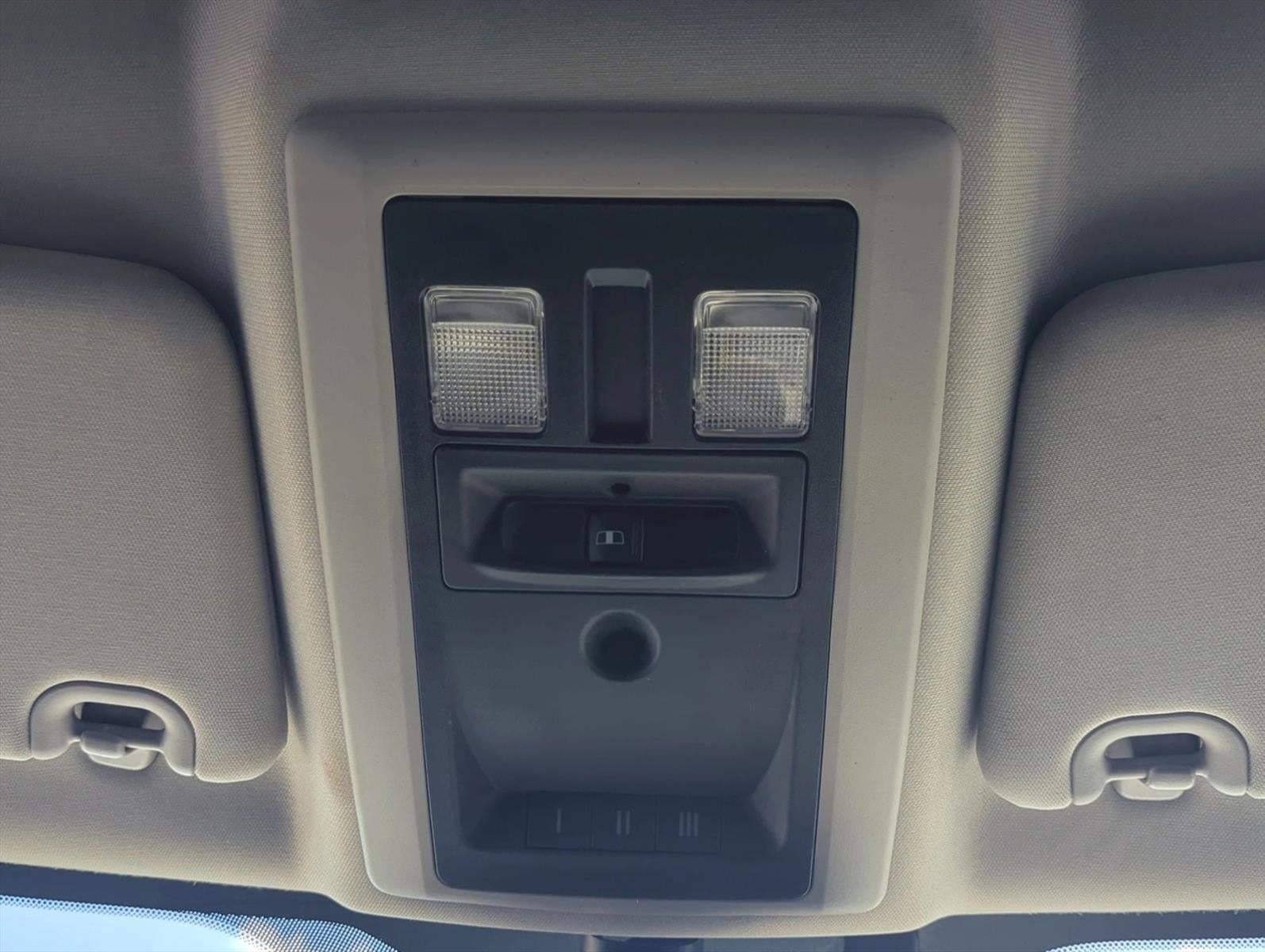 2016 RAM 1500 4WD Crew Cab 5.7 Ft Box Big Horn