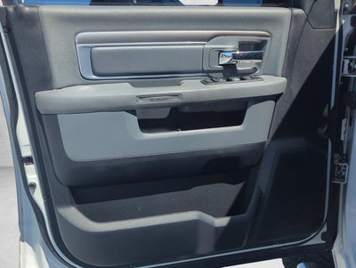 2016 RAM 1500 4WD Crew Cab 5.7 Ft Box Big Horn