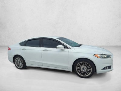 2014 Ford Fusion 4dr Sdn SE FWD