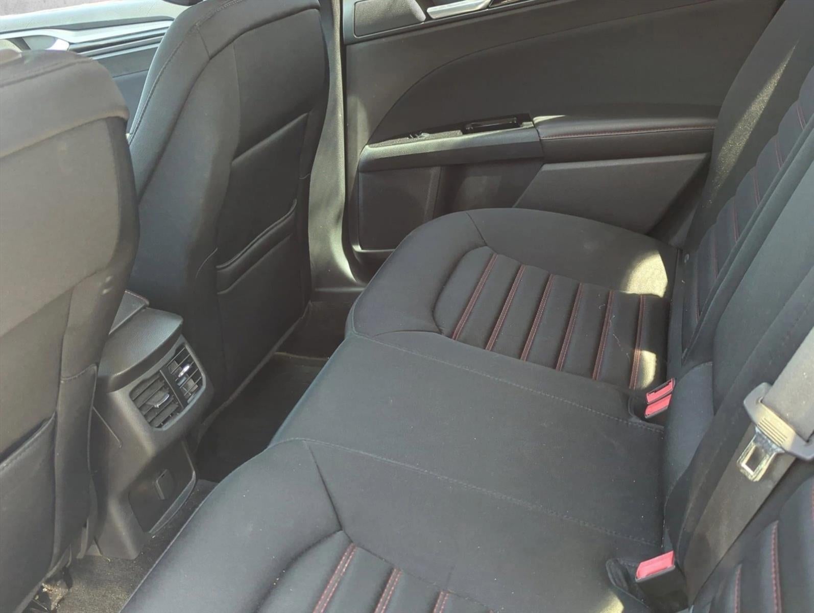 2013 Ford Fusion 4dr Sdn SE FWD