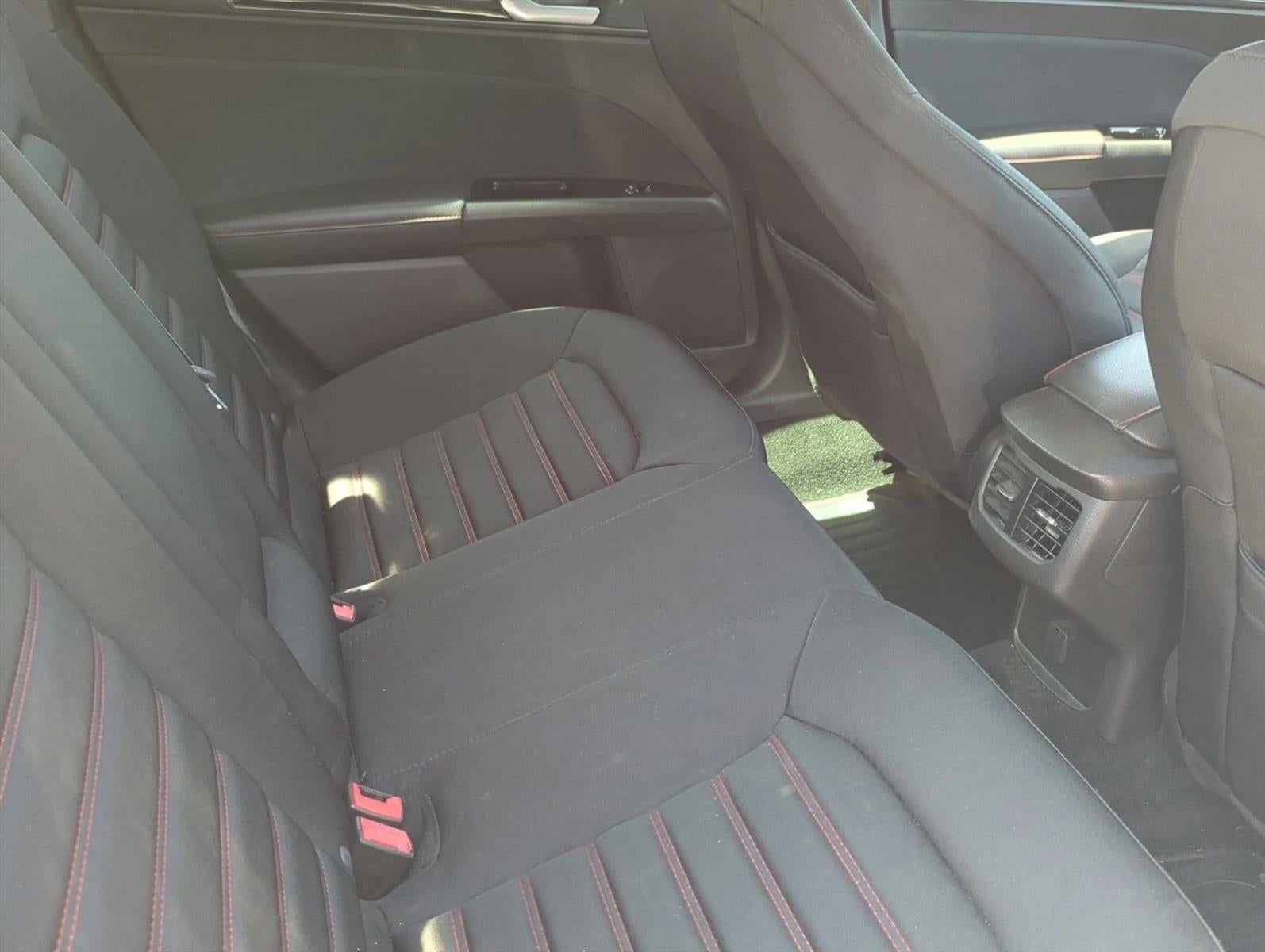 2013 Ford Fusion 4dr Sdn SE FWD