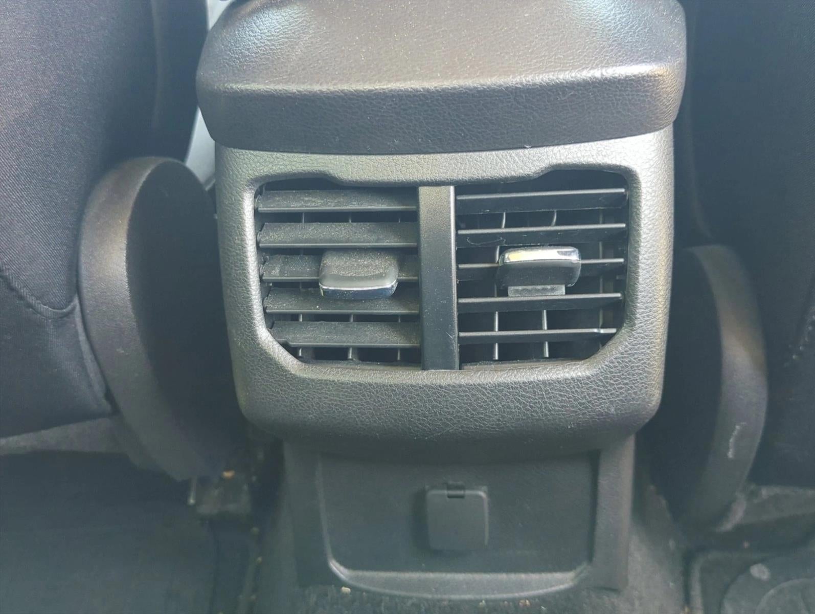 2013 Ford Fusion 4dr Sdn SE FWD