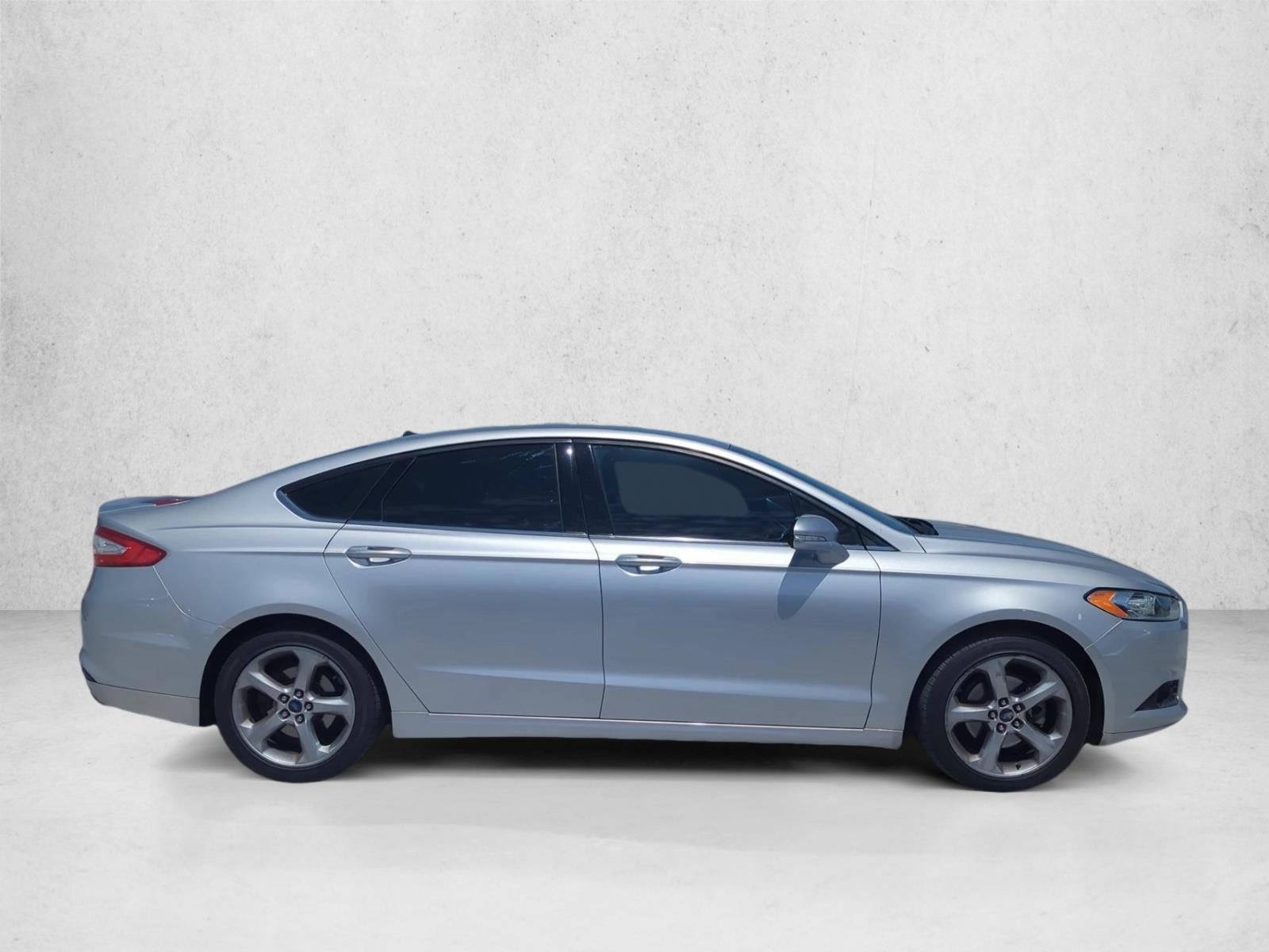 2013 Ford Fusion 4dr Sdn SE FWD