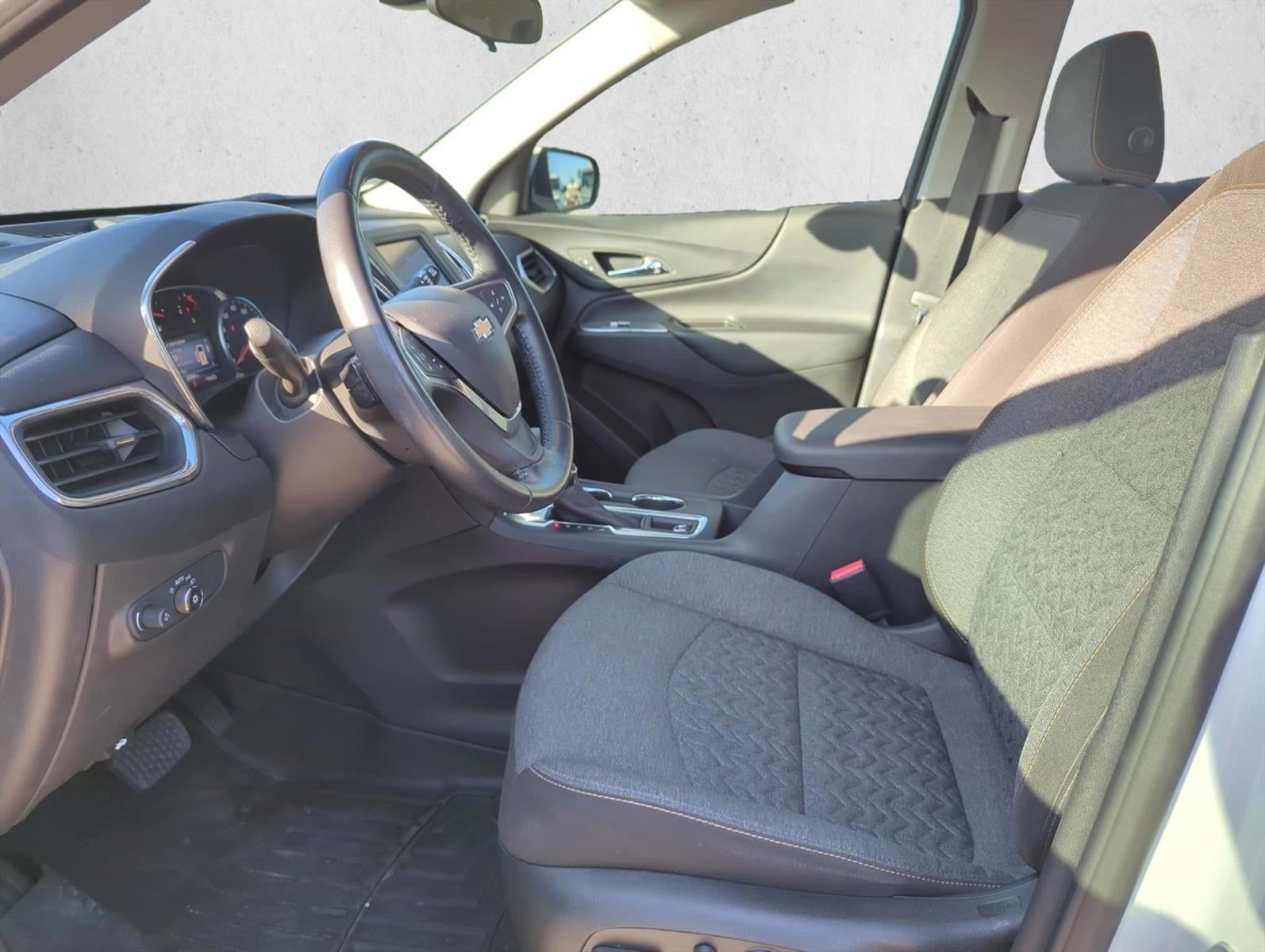 2022 Chevrolet Equinox FWD LT