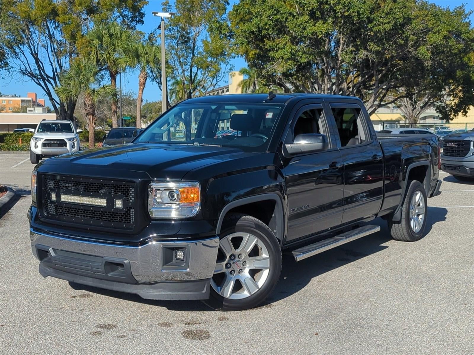 2014 GMC Sierra 1500 Crew Cab Standard Box 2-Wheel Drive SLE