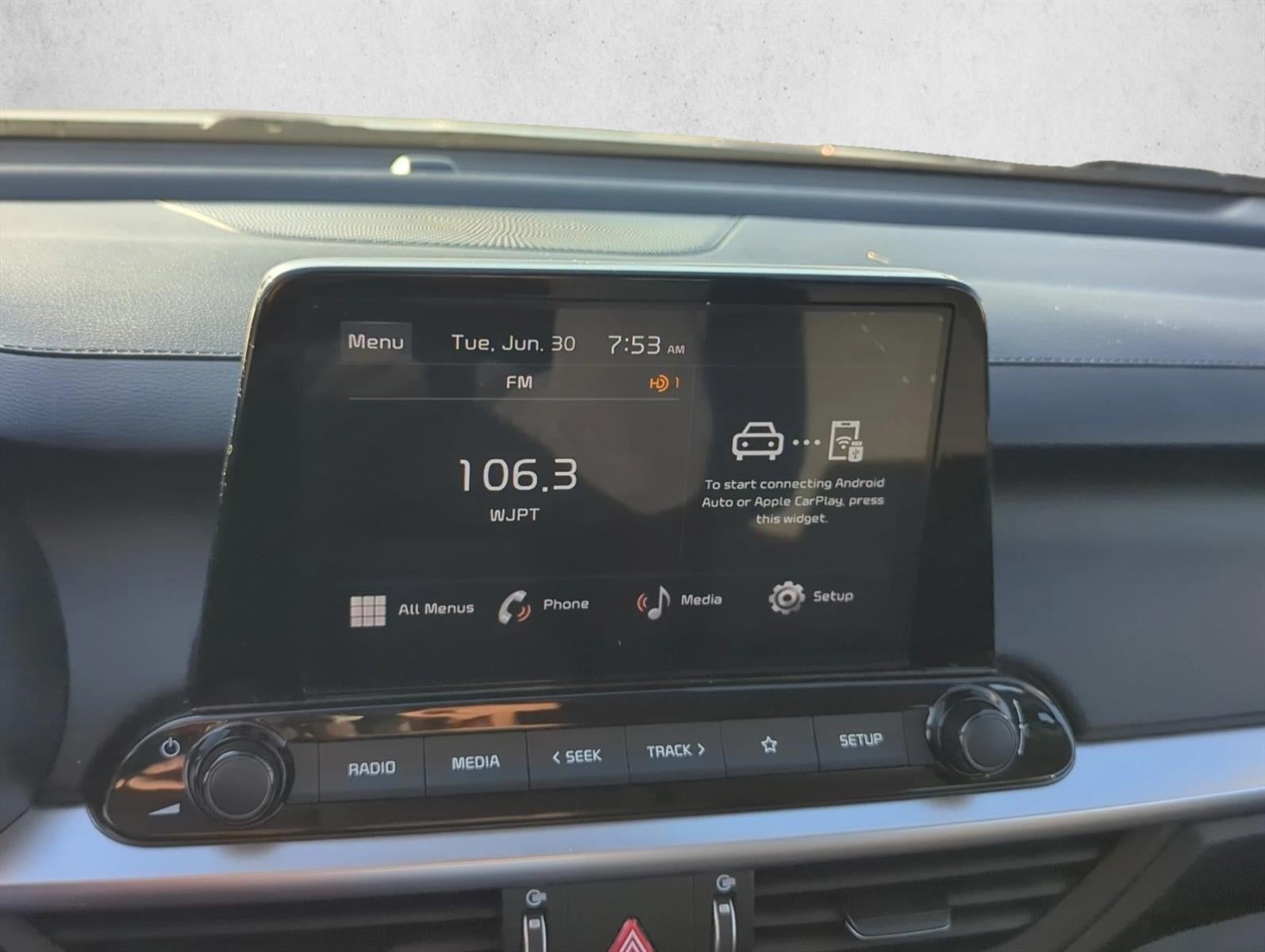 2023 Kia Forte LXS IVT