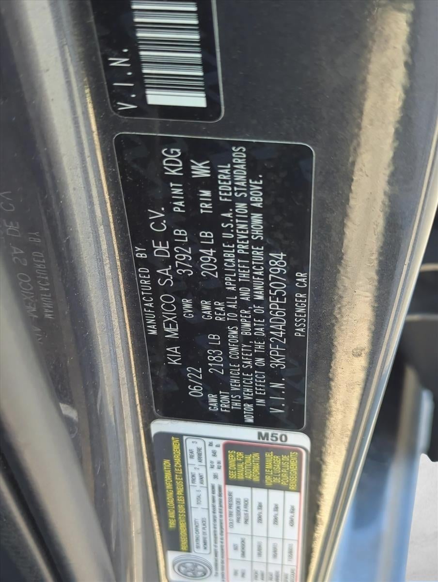 2023 Kia Forte LX IVT