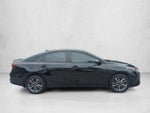 2023 Kia Forte LXS IVT