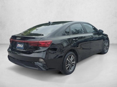 2023 Kia Forte LXS IVT