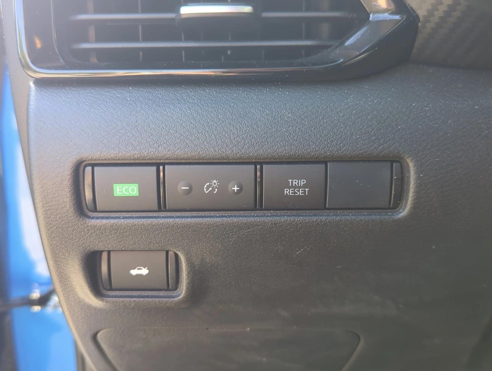 2024 Nissan Sentra SV CVT