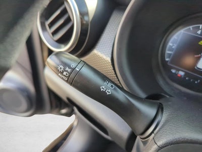 2022 Nissan Kicks SV FWD