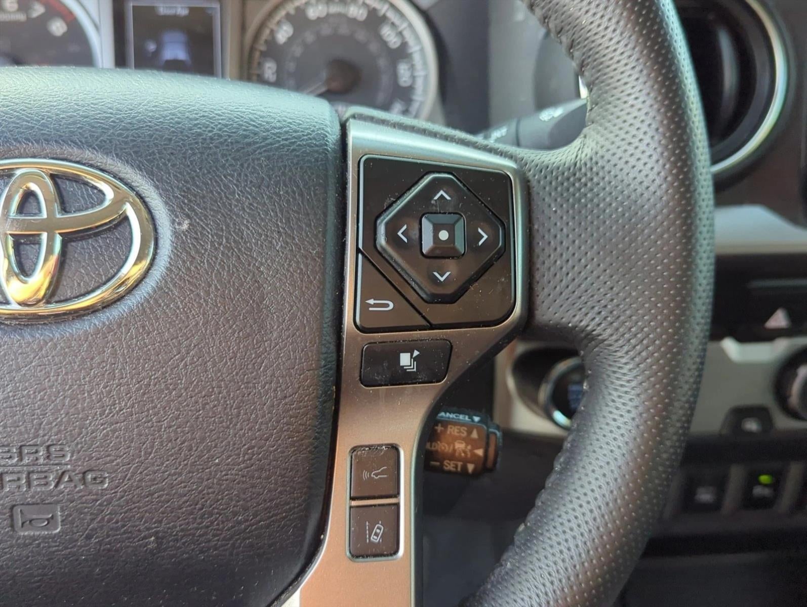 2023 Toyota Tacoma 2WD 2WD SR5 Double Cab 5' Bed V6 AT (GS)