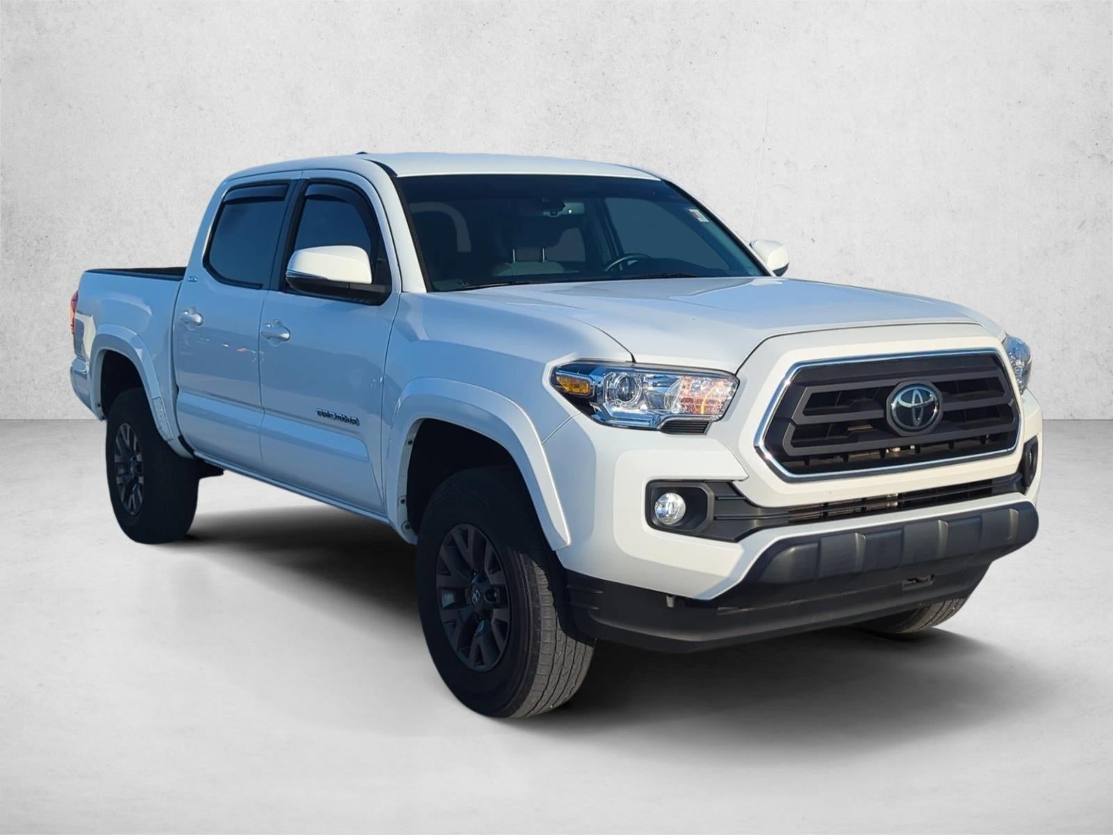 2022 Toyota Tacoma 2WD 2WD SR5 Double Cab 5' Bed V6 AT (GS)