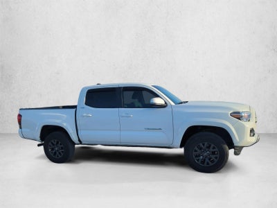 2022 Toyota Tacoma 2WD 2WD SR5 Double Cab 5' Bed V6 AT (GS)