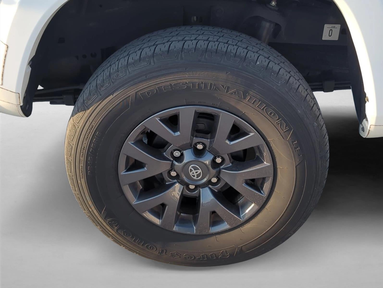2022 Toyota Tacoma 2WD 2WD SR5 Double Cab 5' Bed V6 AT (GS)