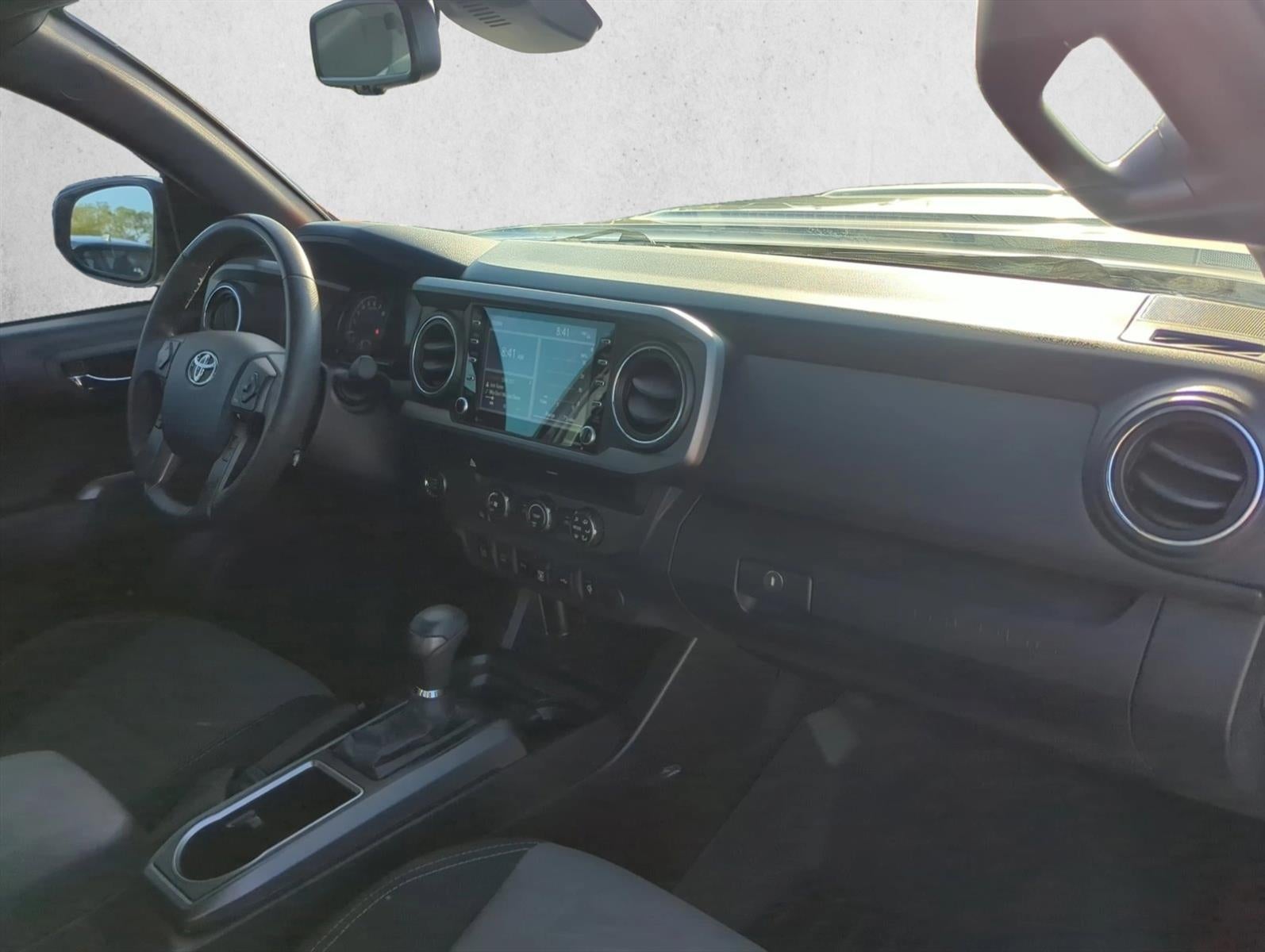 2020 Toyota Tacoma 2WD 2WD TRD Sport Double Cab 5' Bed V6 AT (Natl)