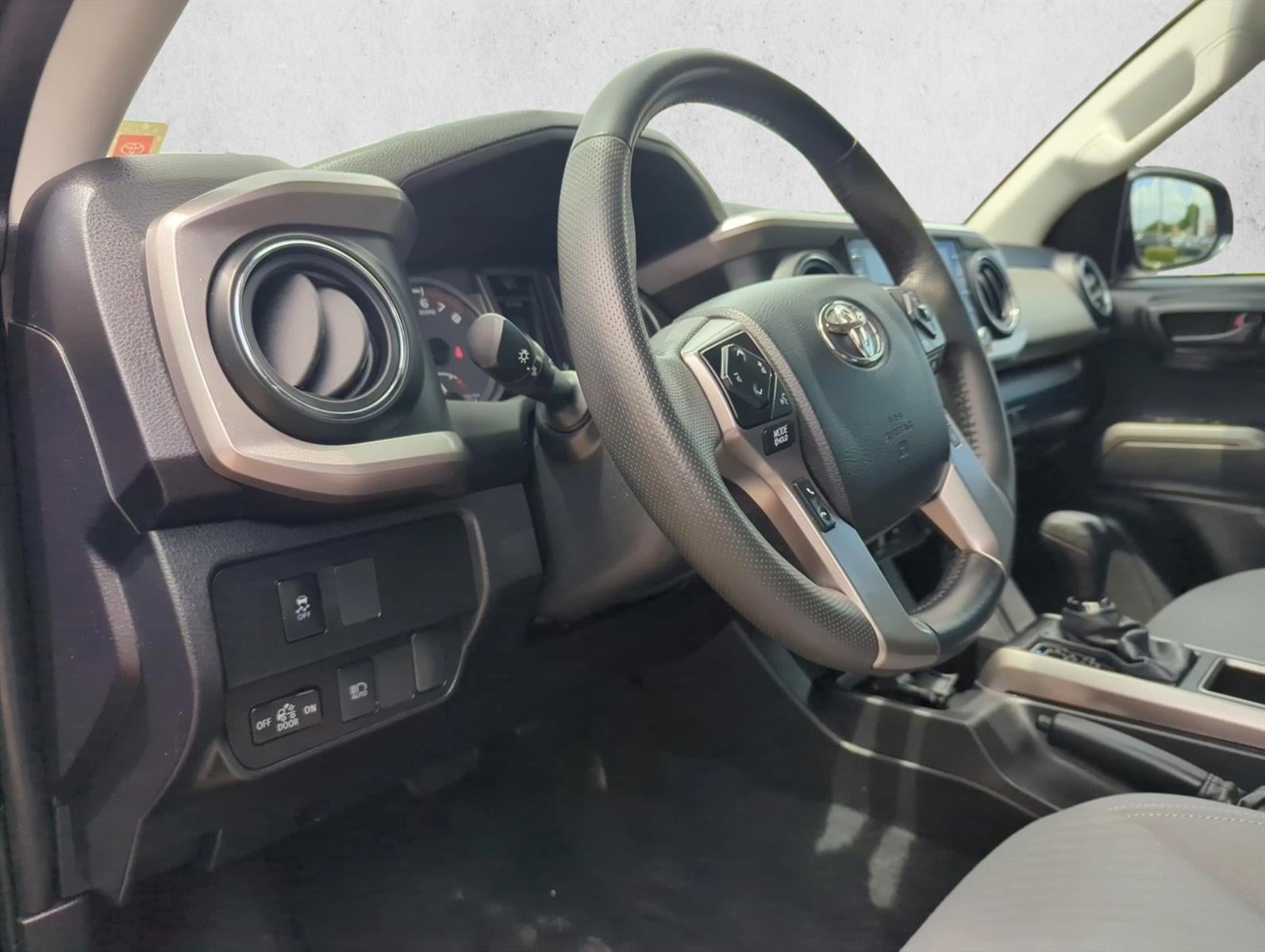 2023 Toyota Tacoma 2WD 2WD SR5 Double Cab 5' Bed V6 AT (GS)